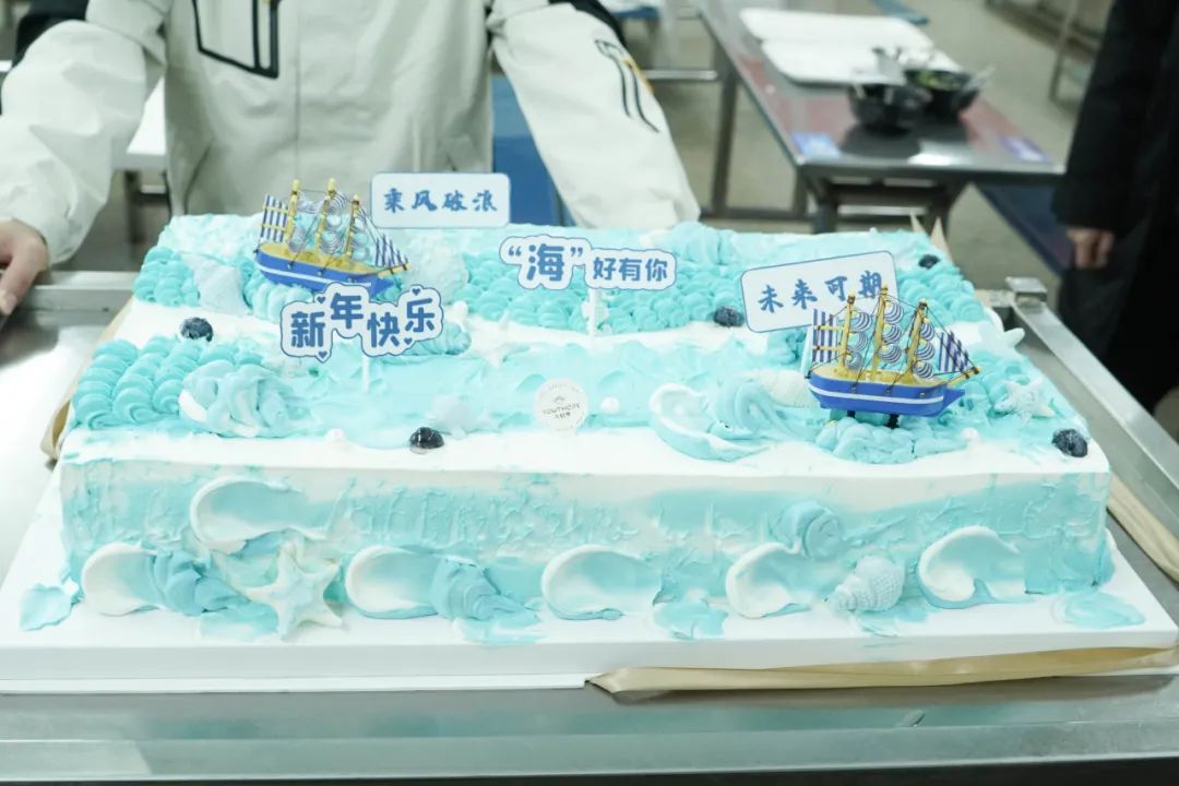 1704157583371555.jpg 3.jpg