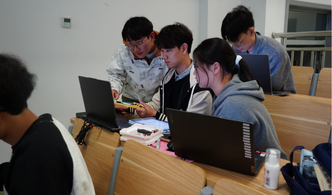 1764575634182344.png image.png