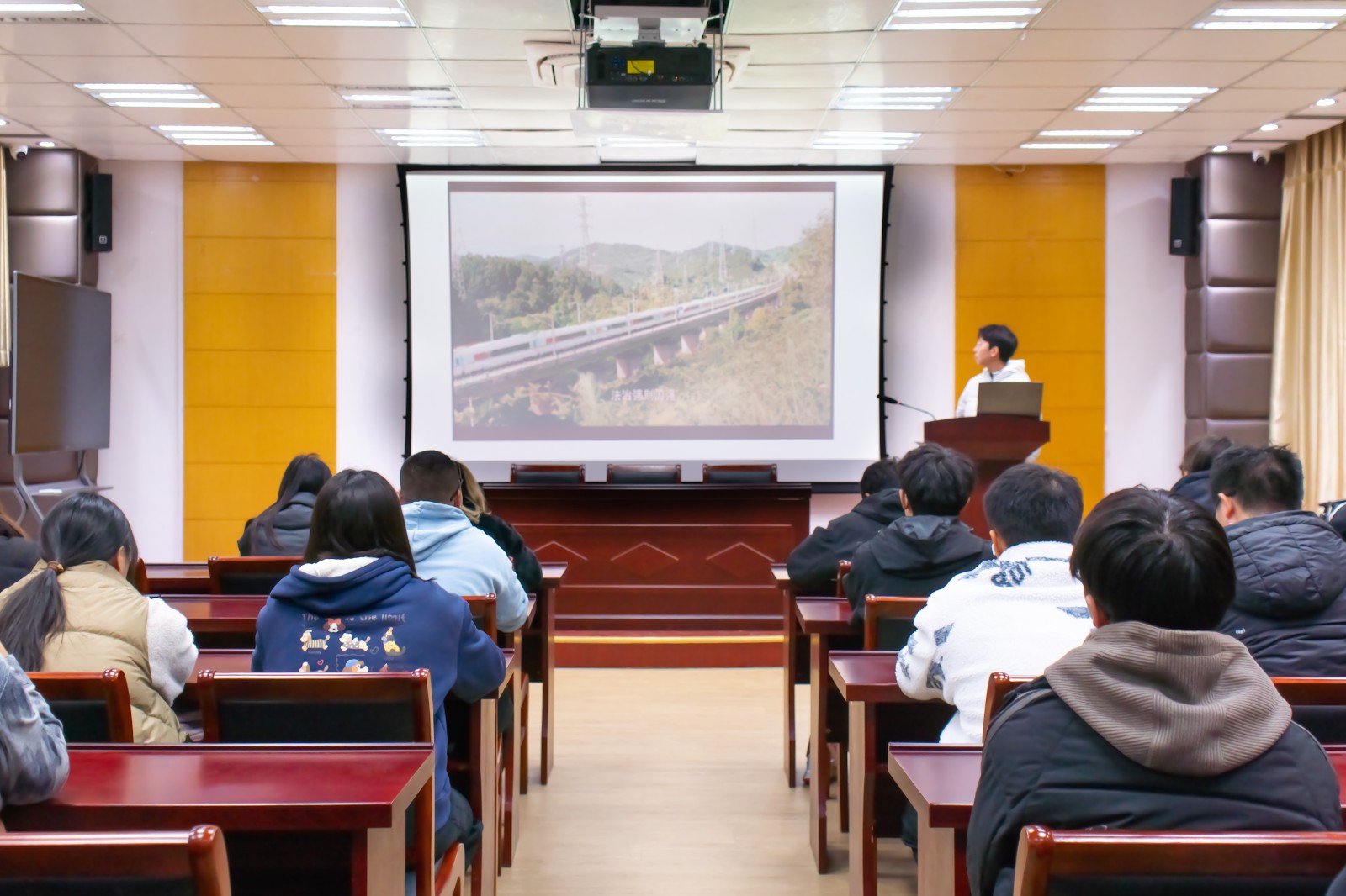 1765241668964893.jpg 海洋.jpg